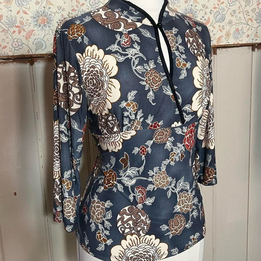 Celine Blue Floral Women's Blouse - Picture 2 of 5